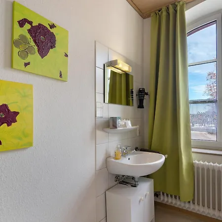 Zum Schwanen 3*