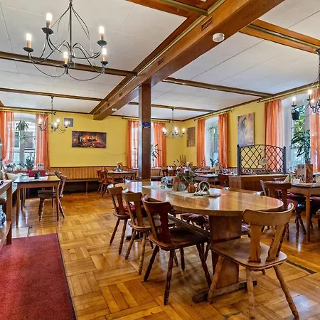 Zum Schwanen Guest house